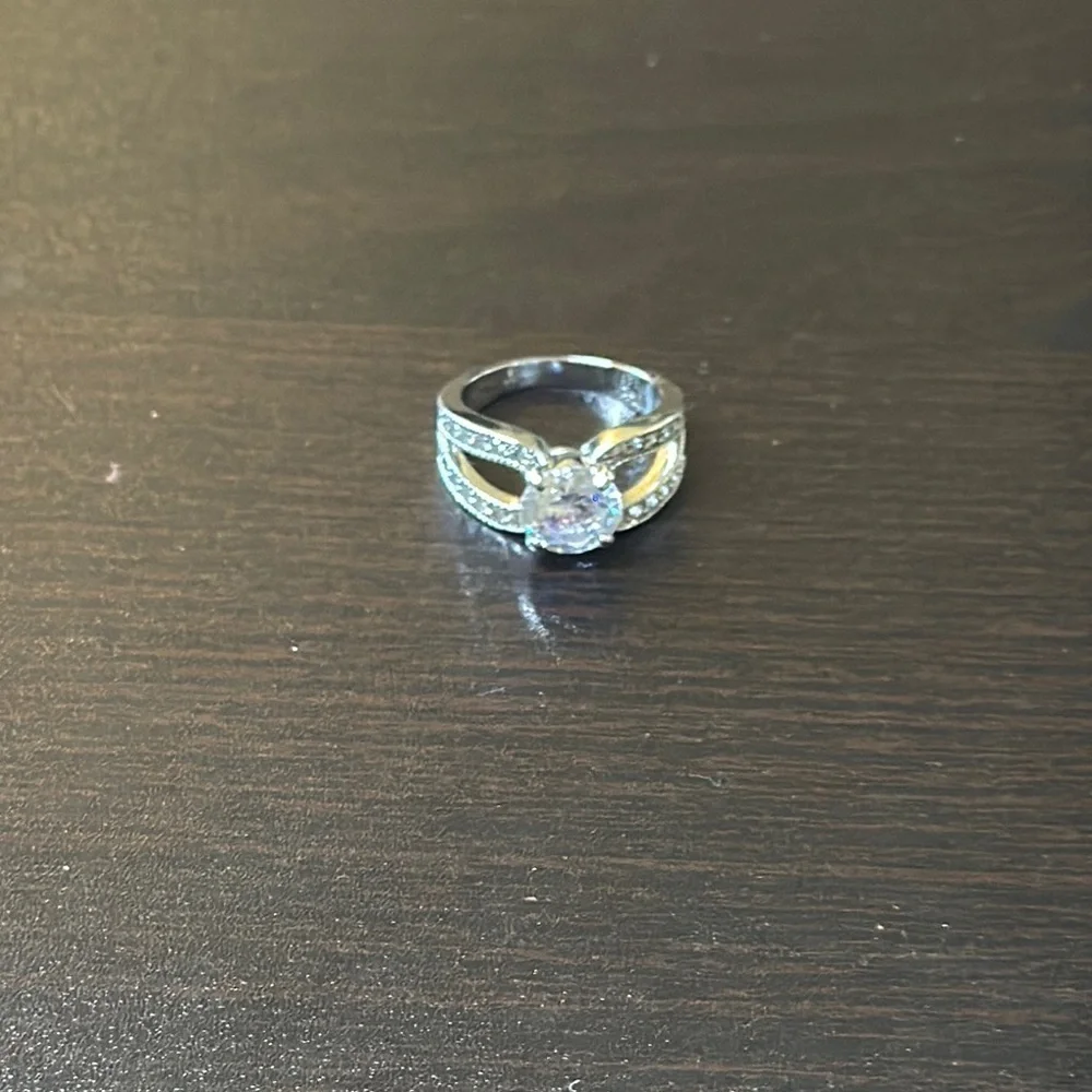 Silver Solitaire Diamond Ring with Side Accents